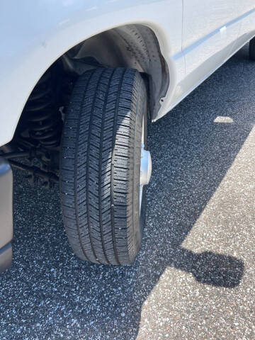 2008 Ford E-Series E-250