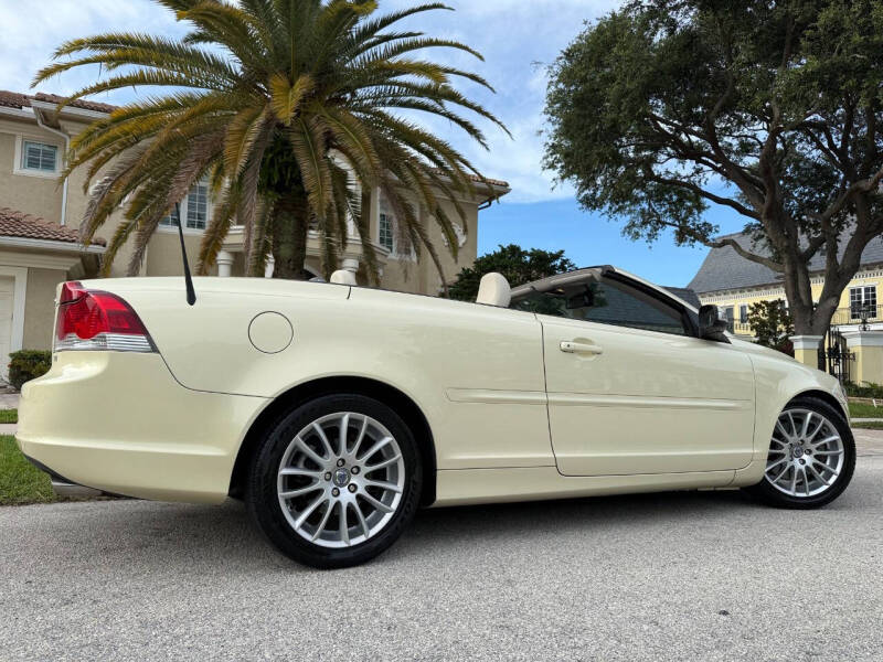 2009 Volvo C70 T5