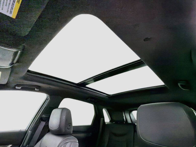2018 Cadillac XT5 Platinum