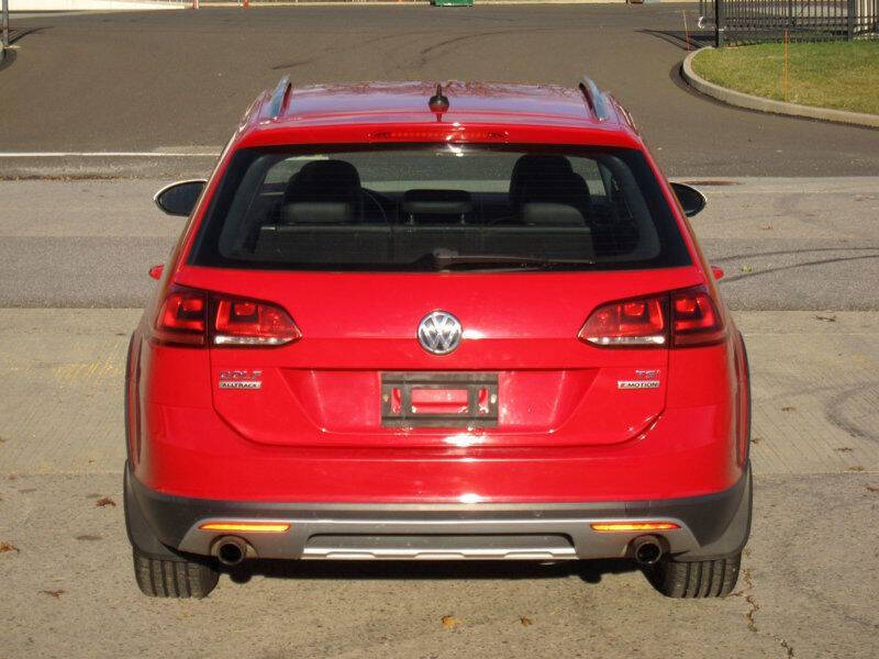 2017 Volkswagen Golf Alltrack