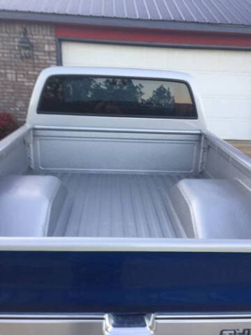 1987 Chevrolet Silverado 1500 SS Classic