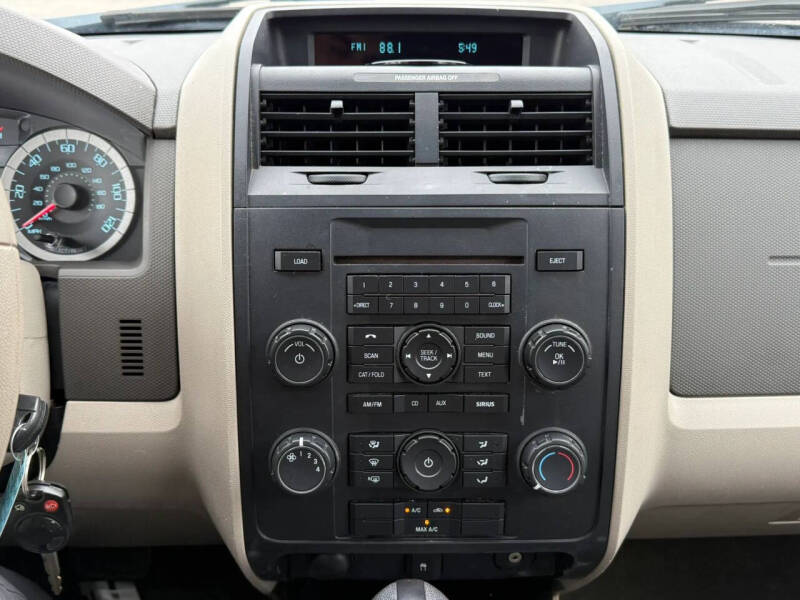 2010 Ford Escape XLS