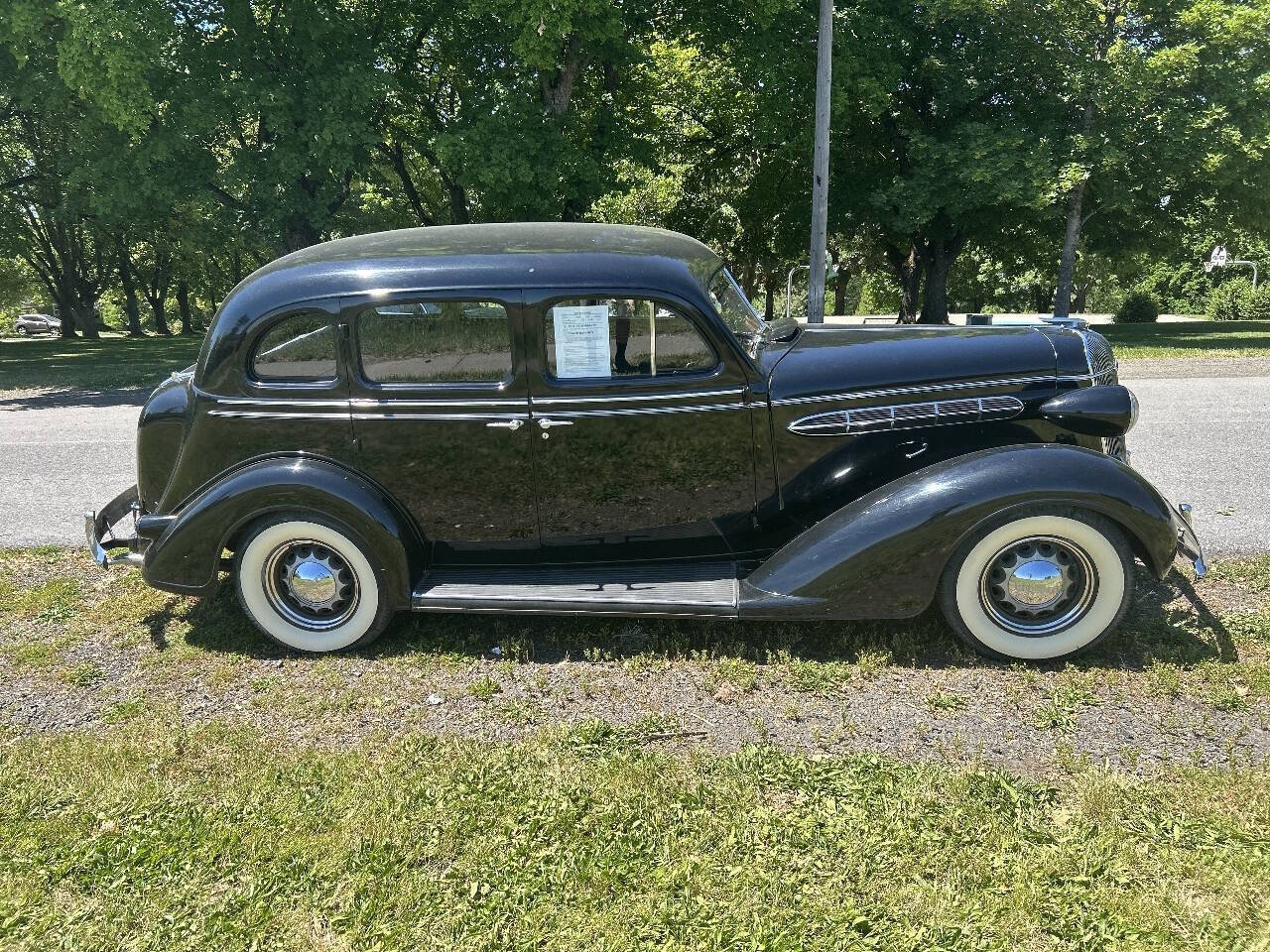 1936 Chrysler Airflow 5