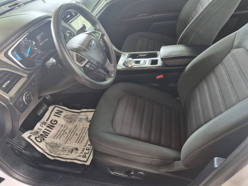 2019 Ford Fusion SE