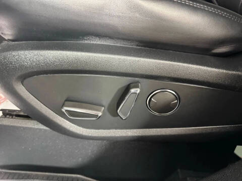 2021 Lincoln Nautilus Reserve