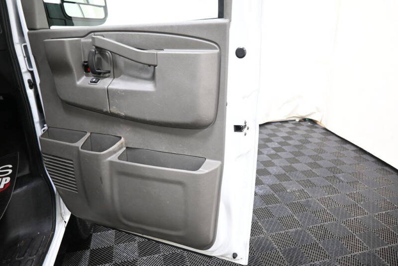 2021 Chevrolet Express 2500