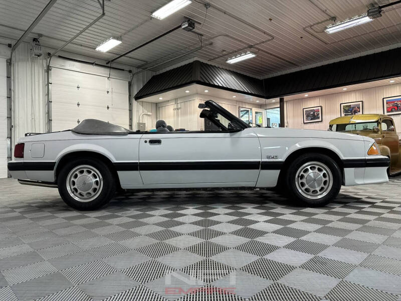 1987 Ford Mustang LX