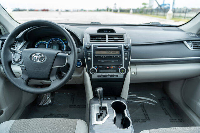 2012 Toyota Camry Hybrid