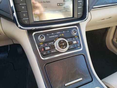 2018 Lincoln Continental Select