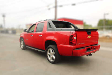 2012 Chevrolet Avalanche LS