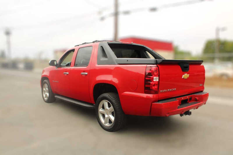 2012 Chevrolet Avalanche LS