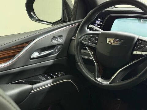 2023 Cadillac Escalade ESV Luxury