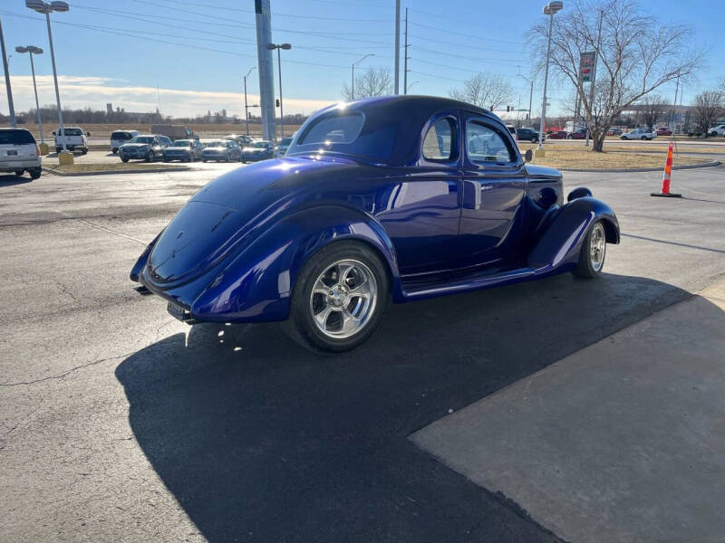 1936 Ford 5 Window Coupe