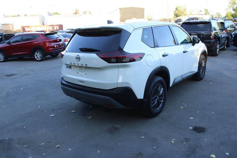 2022 Nissan Rogue S