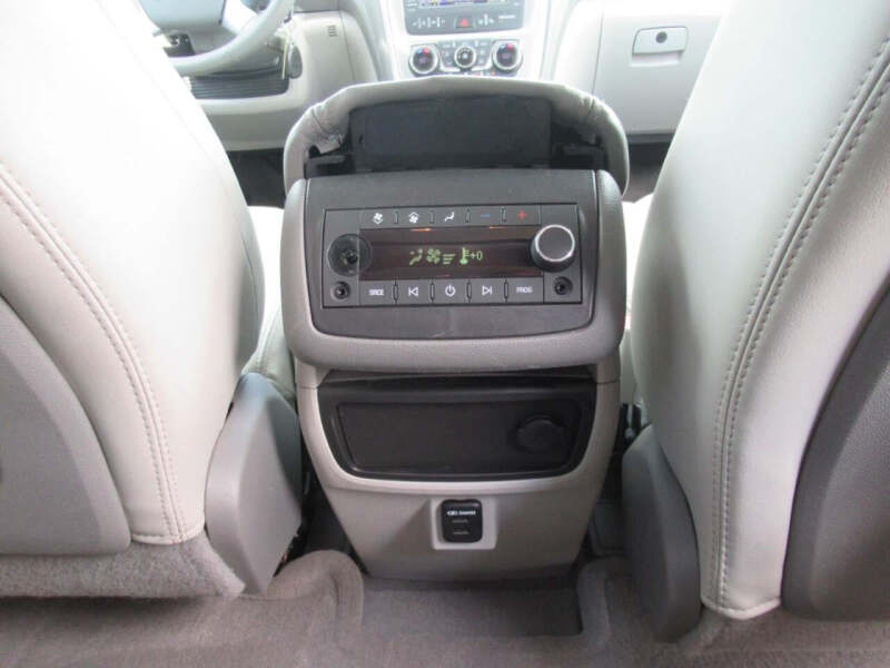 2016 GMC Acadia SLT-1