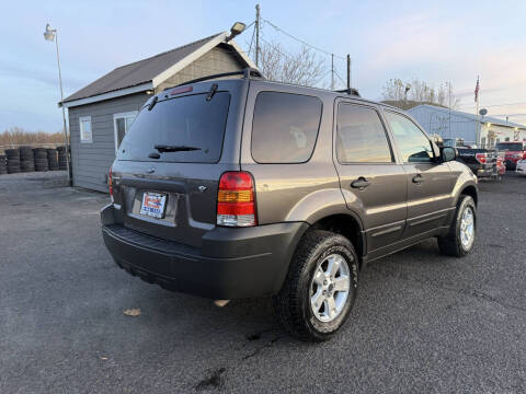 2005 Ford Escape XLT