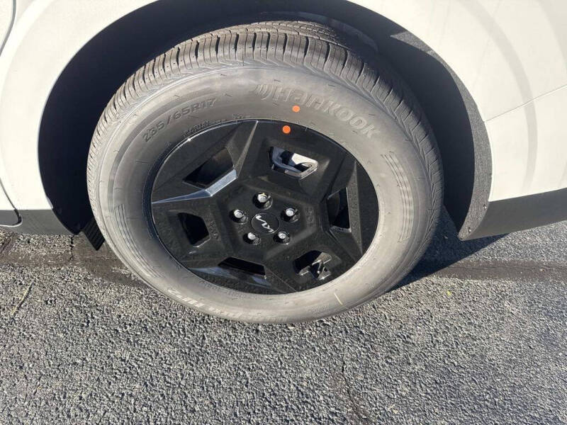 2026 Kia Carnival LX