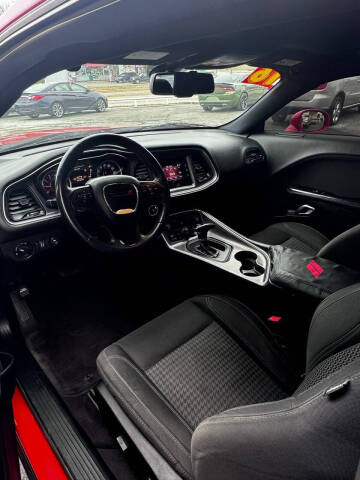 2016 Dodge Challenger SXT