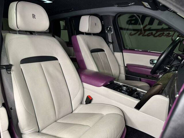 2022 Rolls-Royce Black Badge Cullinan