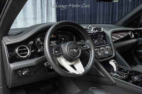 2023 Bentley Bentayga Hybrid