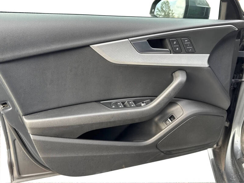 2017 Audi A4 2.0T quattro Premium