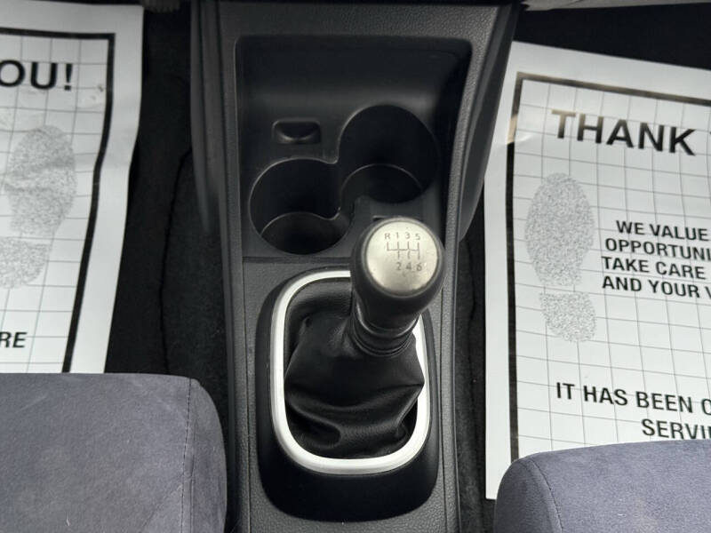 2008 Nissan Versa 1.8 S