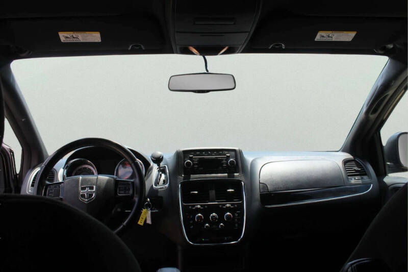 2015 Dodge Grand Caravan American Value Package
