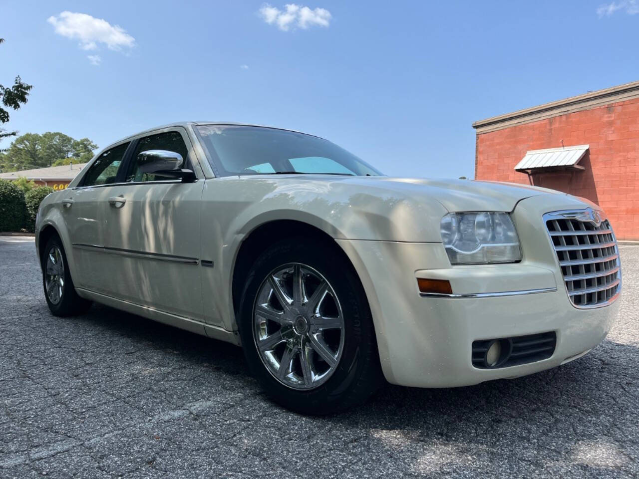 2009 Chrysler 300 for sale at Megamotors JRD in Alpharetta, GA