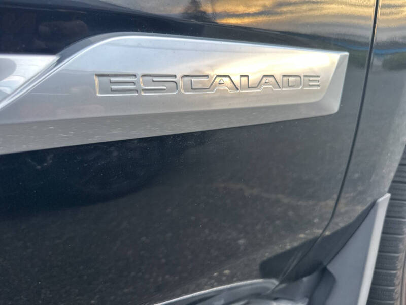 2020 Cadillac Escalade Premium Luxury