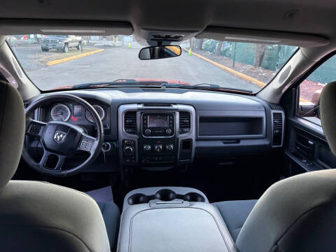 2017 RAM 1500 Express