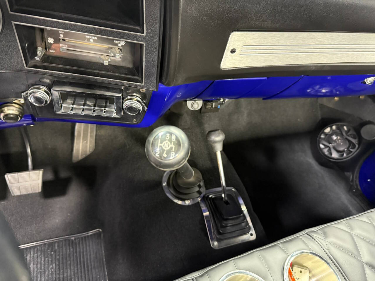 1987 Chevrolet R/V 20 Series 26