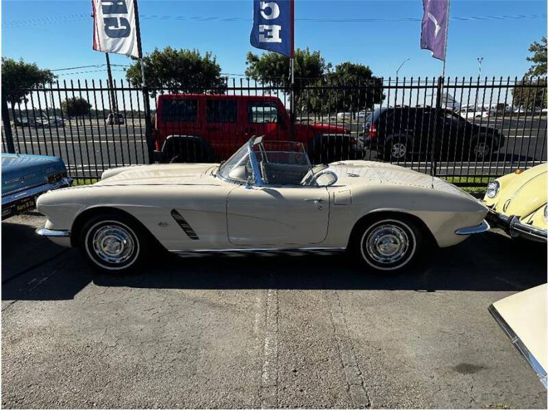 1962 Chevrolet Corvette for sale at KARS R US in Modesto CA