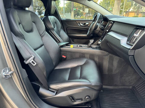 2019 Volvo S60 T5 Momentum