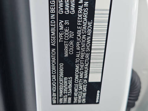 2026 Volvo XC40 B4 Plus