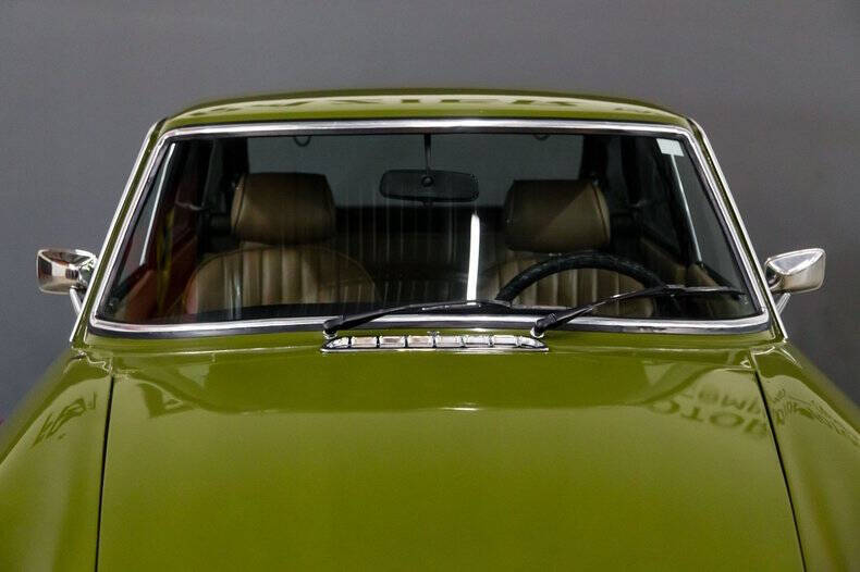 1974 MG B