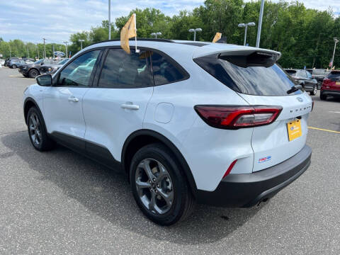 2025 Ford Escape ST-Line Select