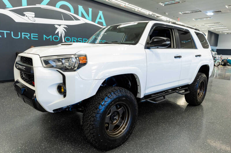 2020 Toyota 4Runner Venture Edition