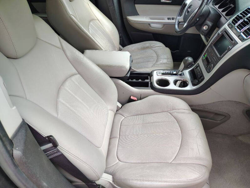 2011 GMC Acadia SLT-2