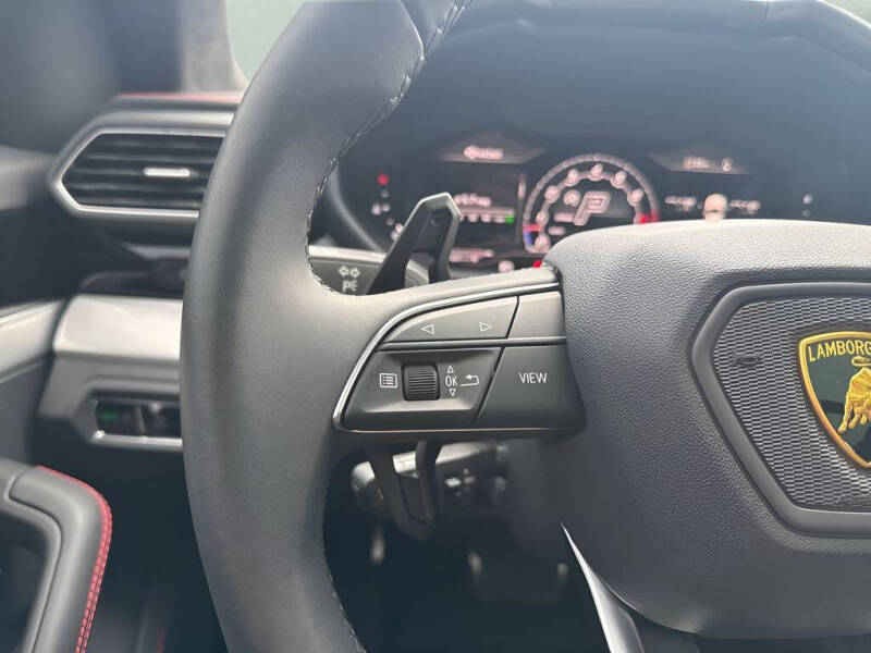 2022 Lamborghini Urus