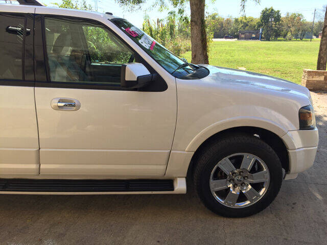 2009 Ford Expedition Limited photo 12