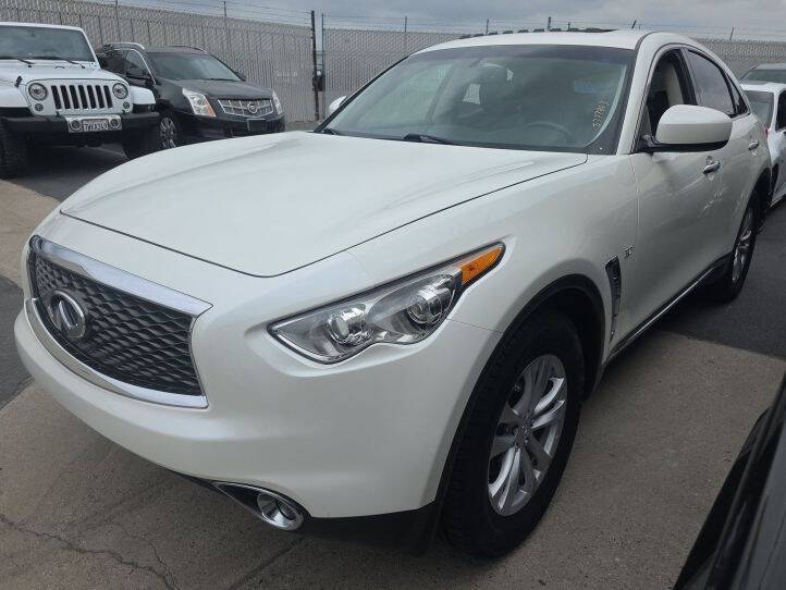 2017 Infiniti QX70