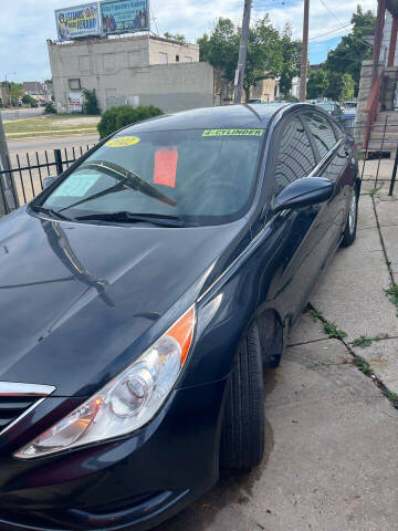 2012 Hyundai Sonata for sale at GONZALEZ AUTO SALES in Milwaukee WI