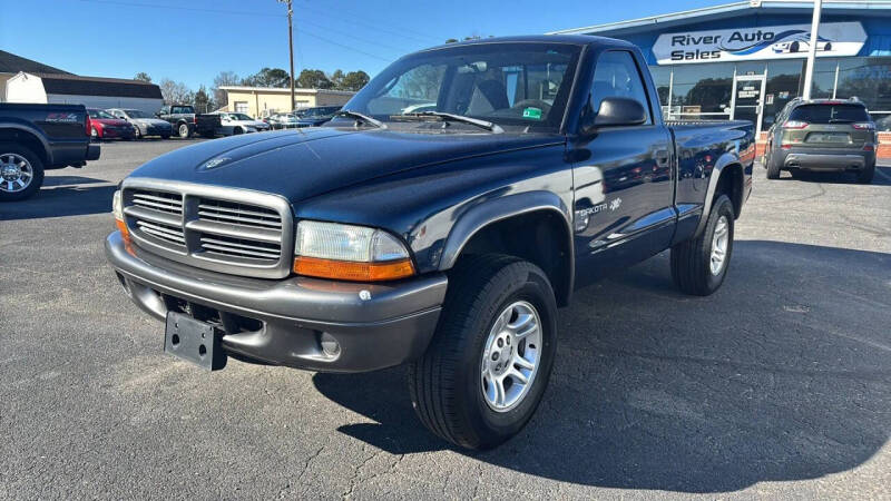 2002 Dodge Dakota Sport's photo