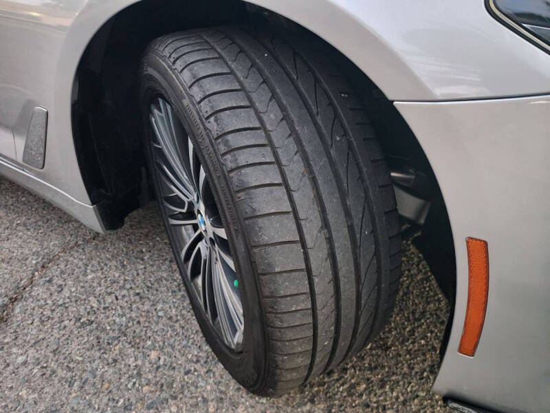 2018 BMW 5 Series 530i