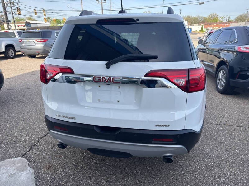 2019 GMC Acadia SLE-2