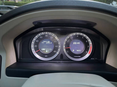 2010 Volvo XC70 3.2