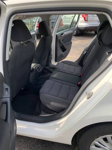 2013 Volkswagen Golf 2.5L PZEV