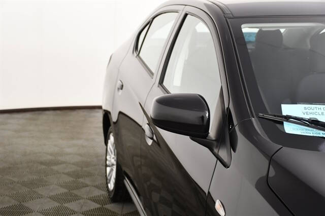 2024 Mitsubishi Mirage G4 LE
