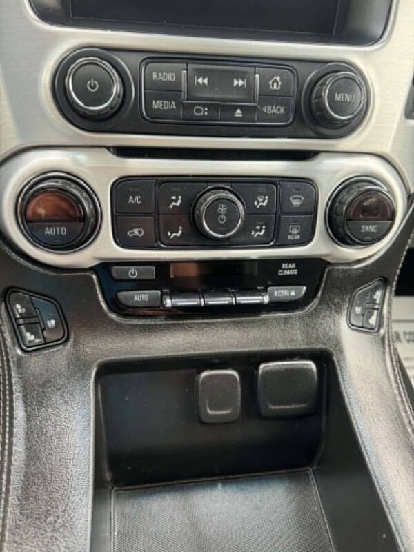2020 GMC Yukon SLT