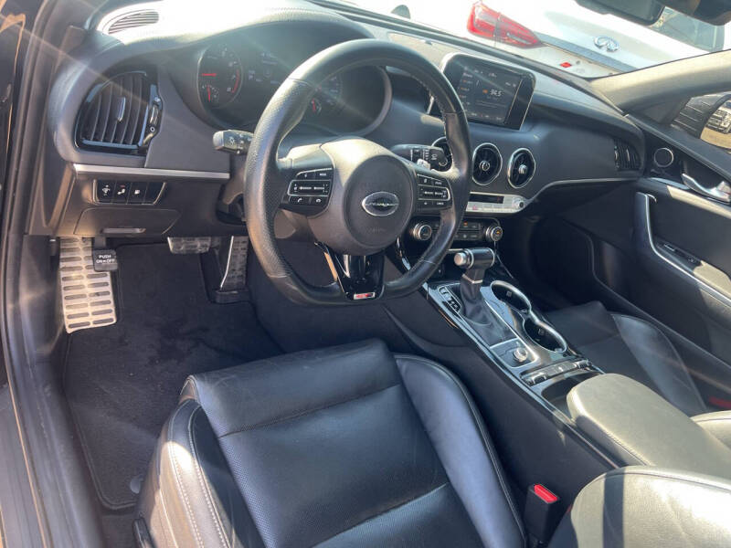 2020 Kia Stinger GT-Line